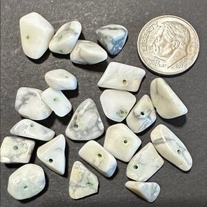 20.  Natural Stone Loose Chip Beads